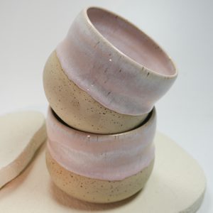 Wavy Cup – Pink Drip (Speckle)