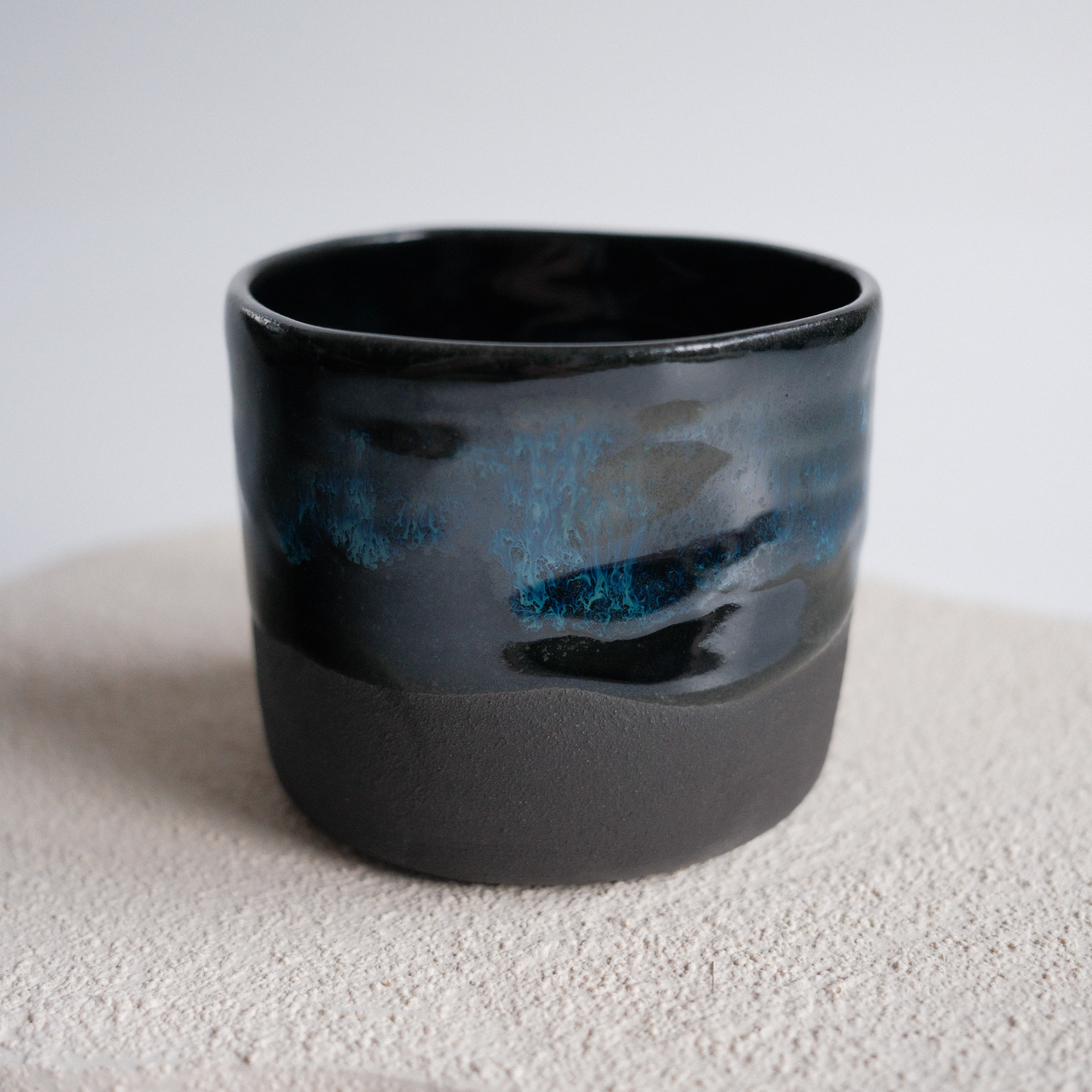 Irregular Black Cup - Starry Night – Bild 4